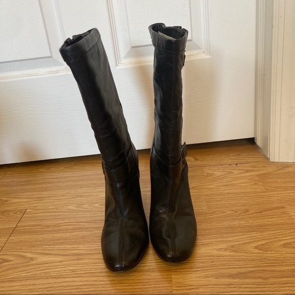 SOLD! Calvin Klein leather boots, 4” heel, size 7 - Picture 2 of 14